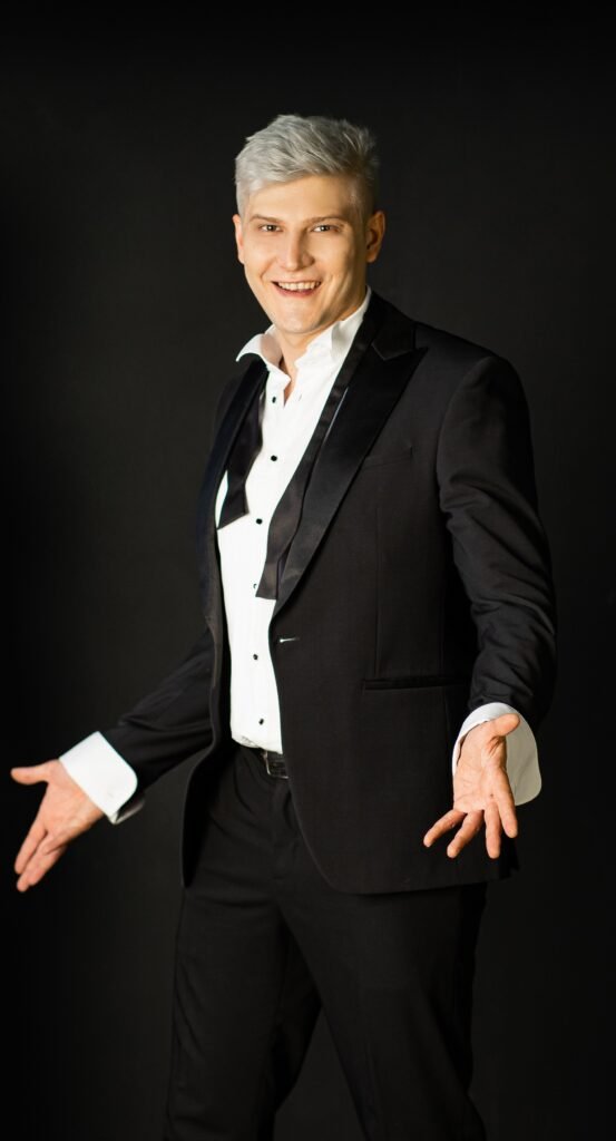 miami magician david frost entertaining event guests