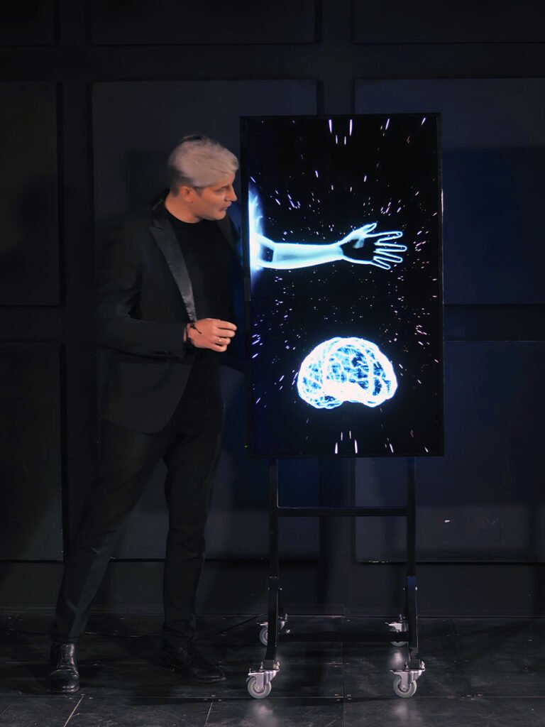 stage magician miami david frost on corporate stage